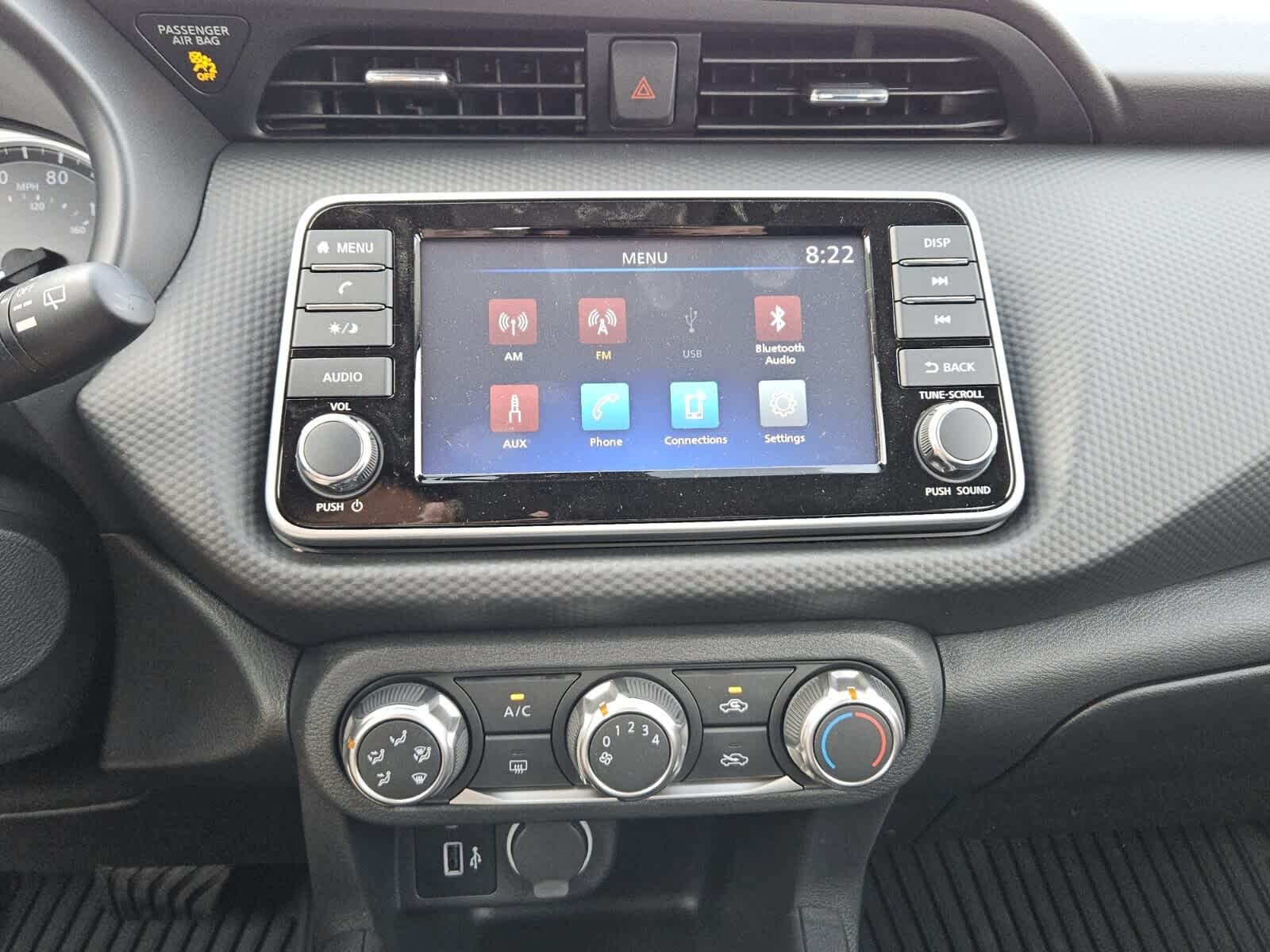 2025 Nissan KICKS PLAY Base - Photo 8