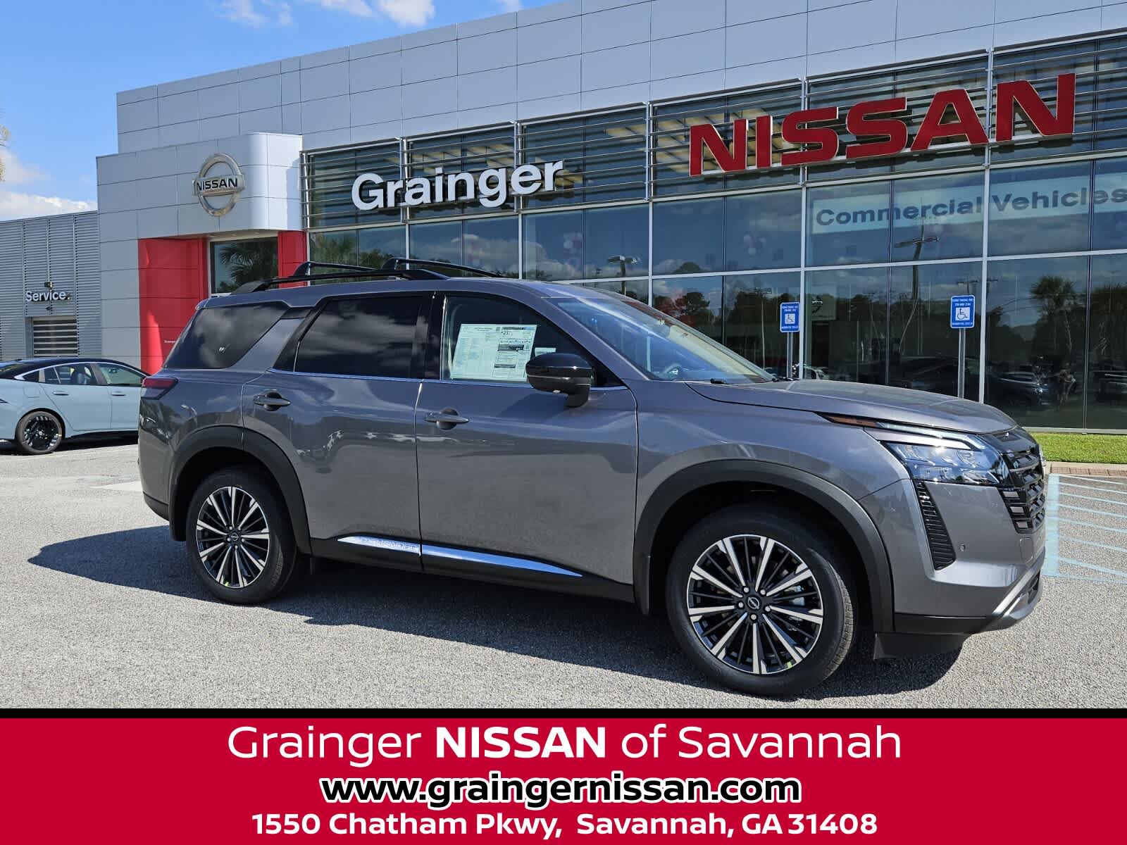 2026 Nissan Pathfinder Platinum SUV