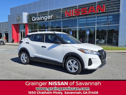 2025 Nissan Kicks Play S SUV