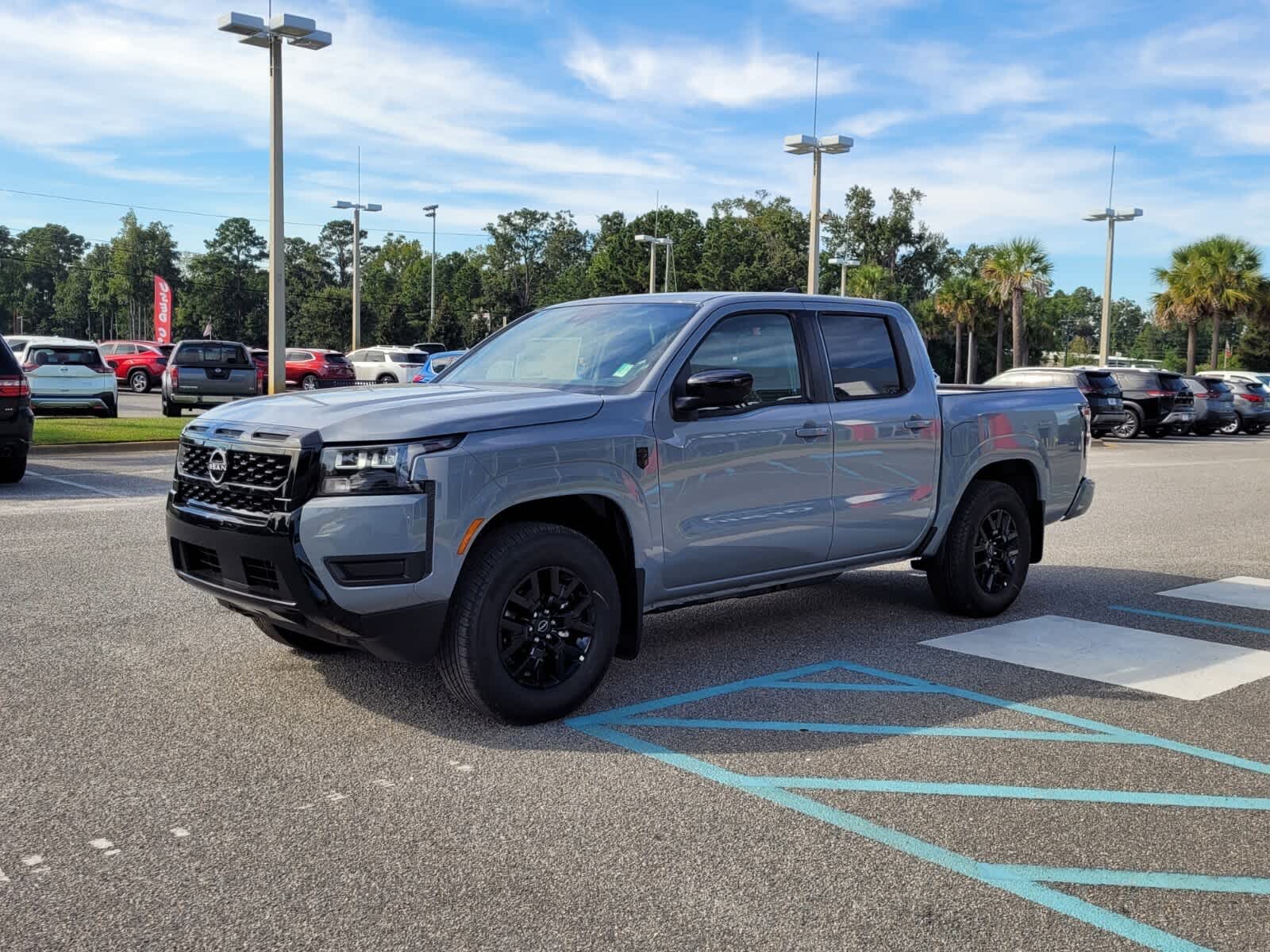 2026 Nissan Frontier SV photo 2