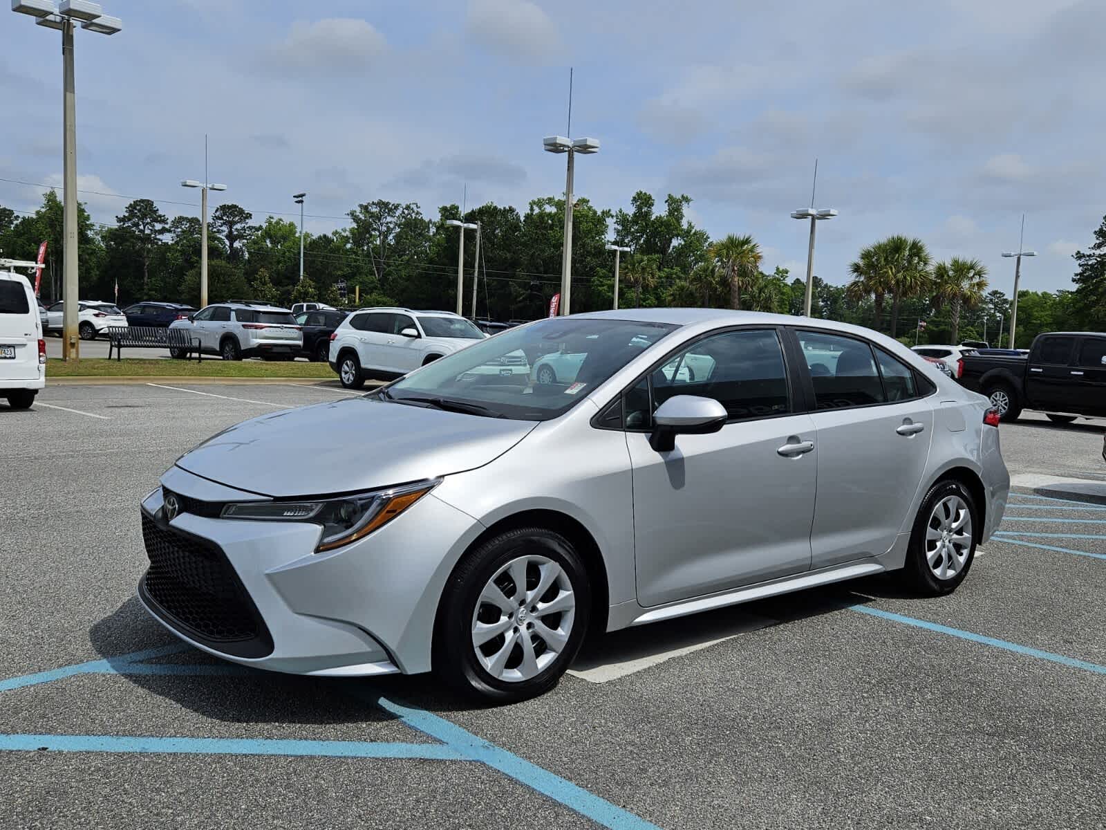 Used 2022 Toyota Corolla LE with VIN 5YFEPMAE5NP285245 for sale in Savannah, GA