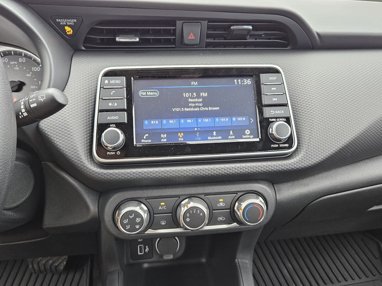 2025 Nissan KICKS PLAY Base - Photo 8