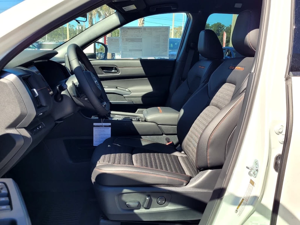 New 2025 Nissan Pathfinder Rock Creek SUV