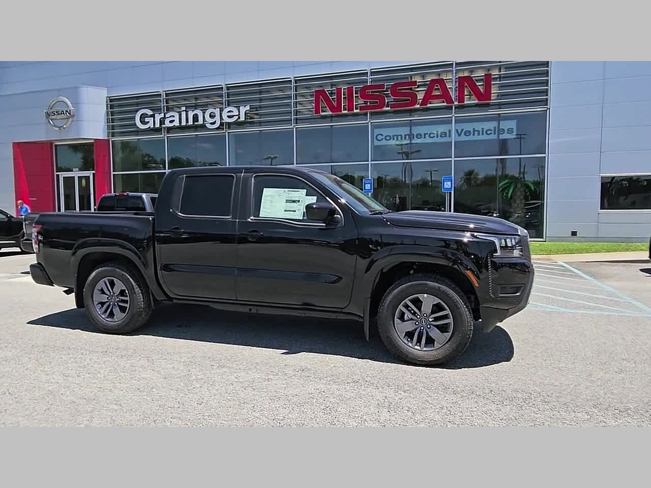 2026 Nissan Frontier SV - Photo 36