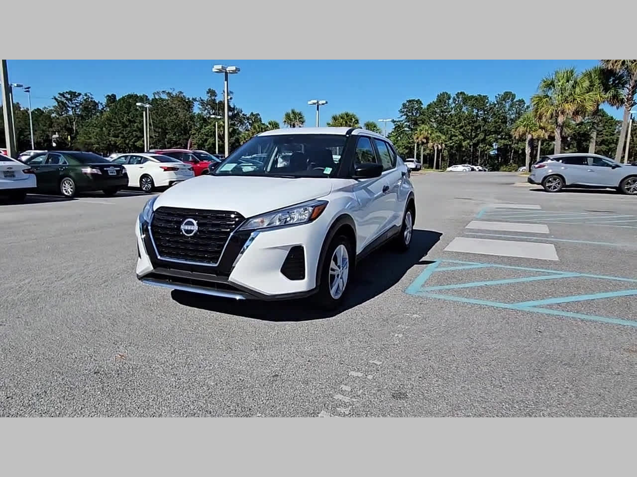 2025 Nissan KICKS PLAY Base - Photo 20