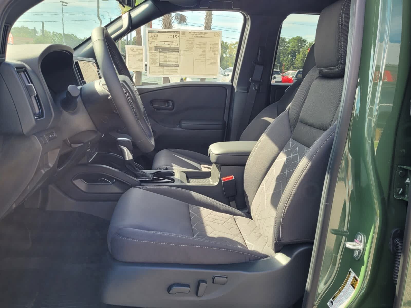 2026 Nissan Frontier SV photo 3