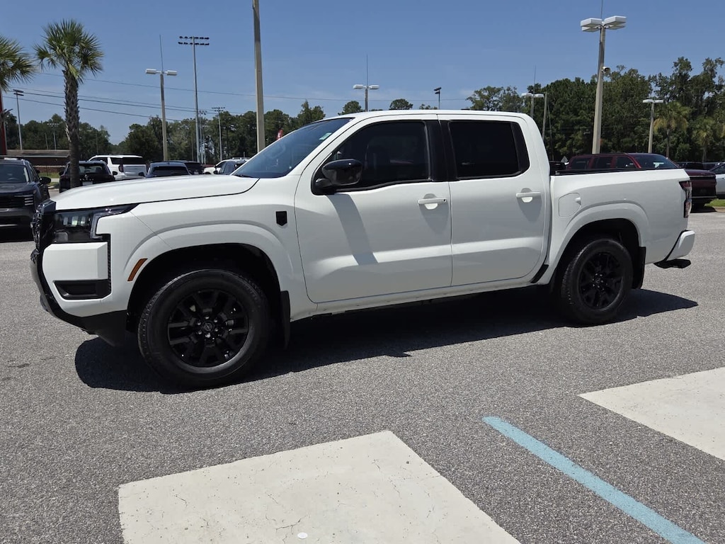 New 2026 Nissan Frontier SV Truck Crew Cab
