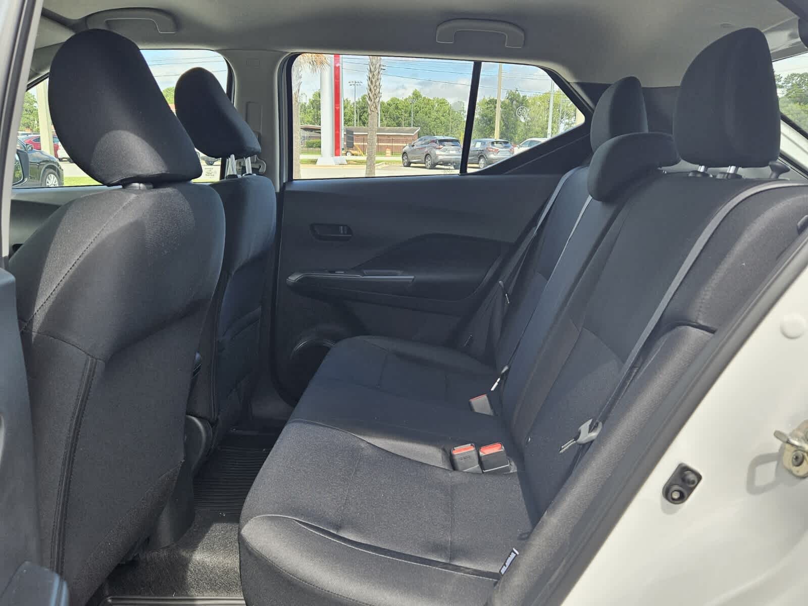 2025 Nissan Kicks Play S photo 4