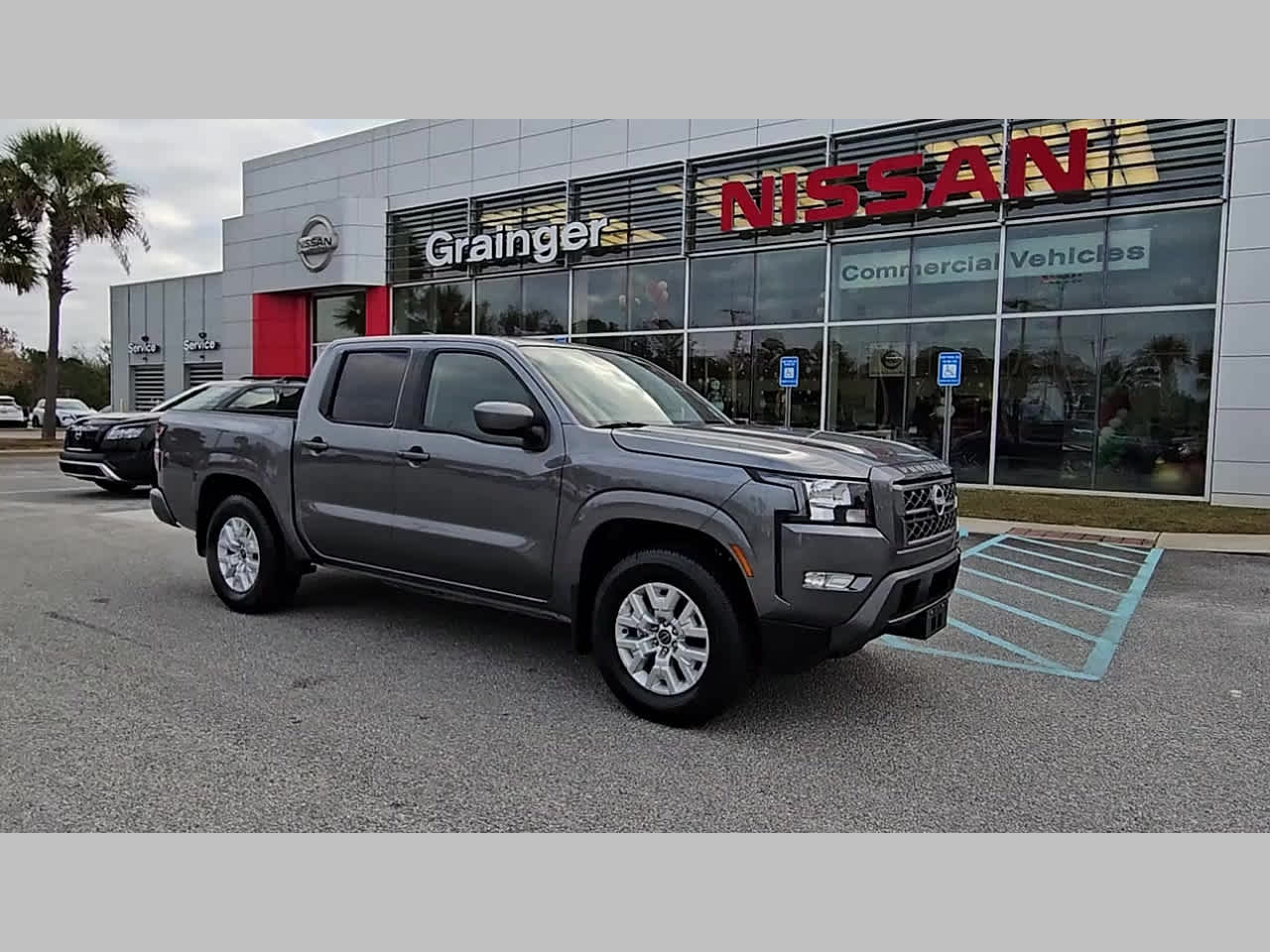 2024 Nissan Frontier SV - Photo 17