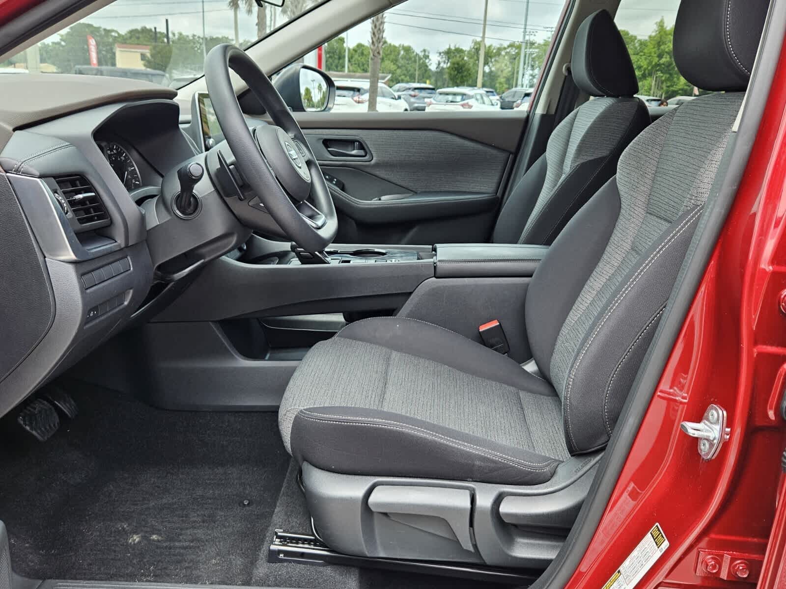 2021 Nissan Rogue S photo 3