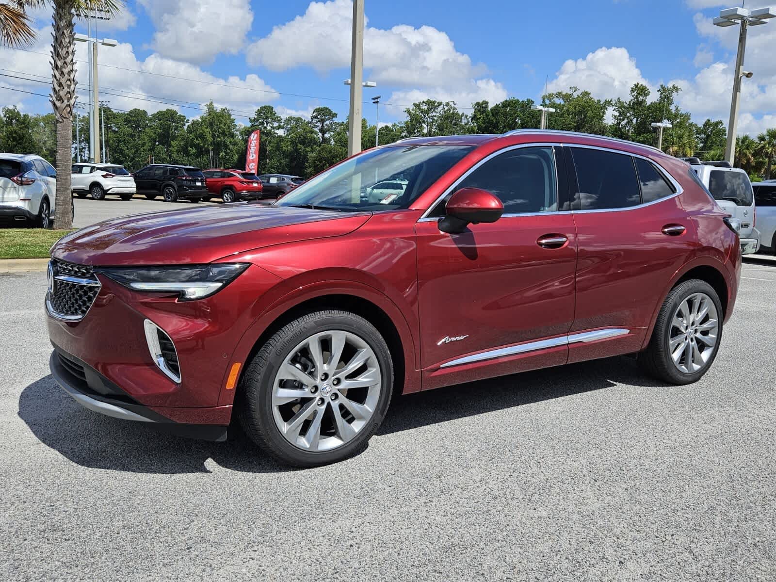 2023 Buick Envision Avenir photo 2
