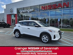 2025 Nissan Kicks Play S SUV