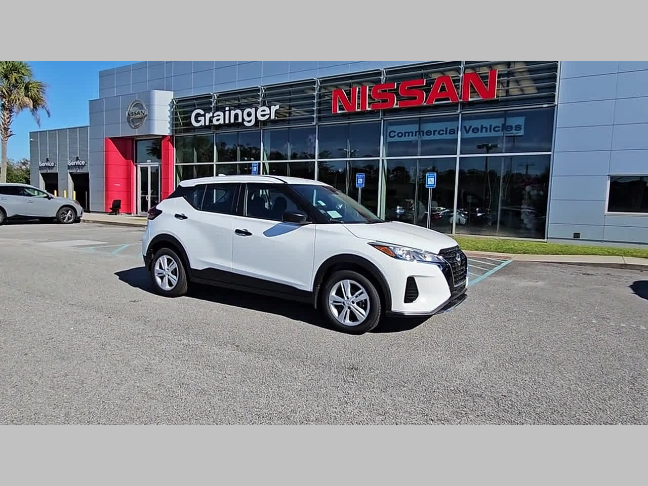 2025 Nissan KICKS PLAY Base - Photo 36