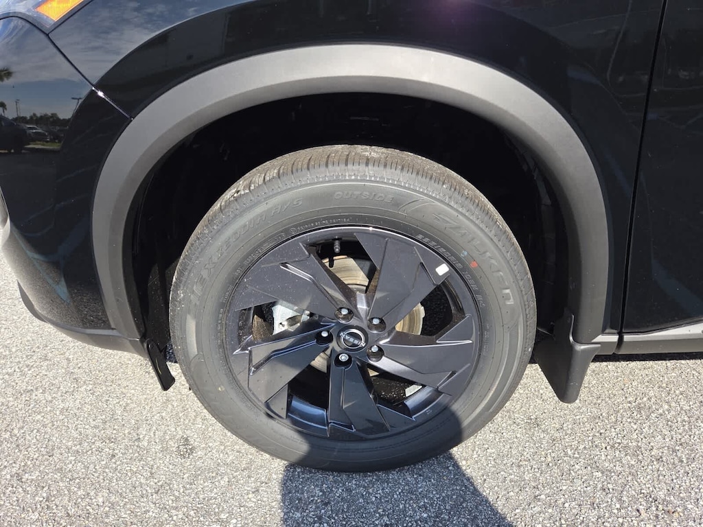 New 2026 Nissan Rogue SV SUV