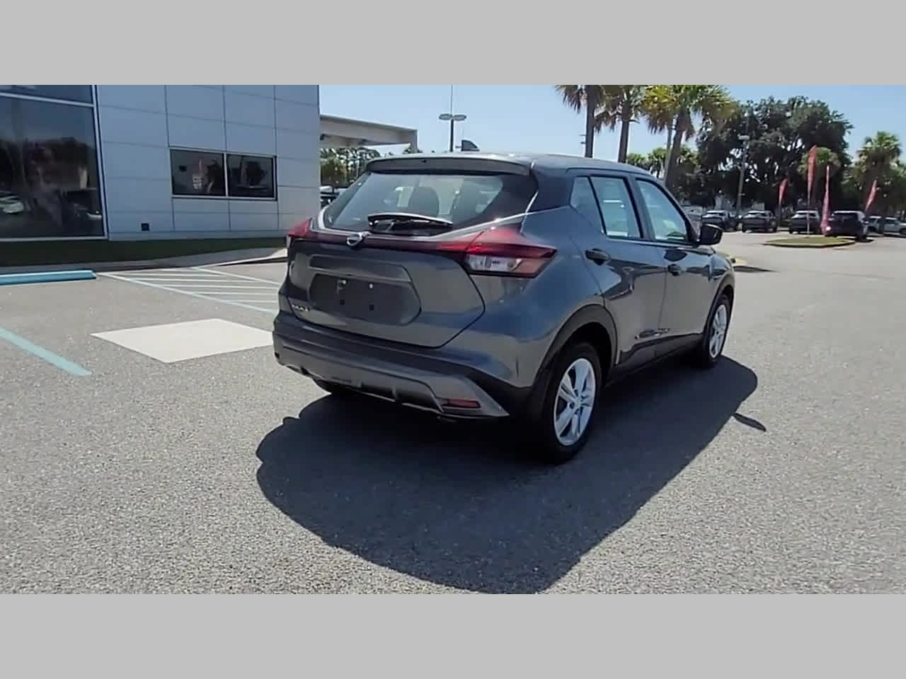 2025 Nissan KICKS PLAY Base - Photo 28