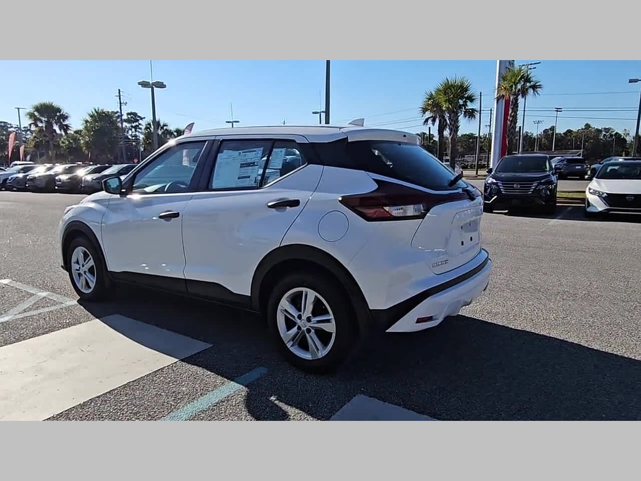 2025 Nissan KICKS PLAY Base - Photo 26