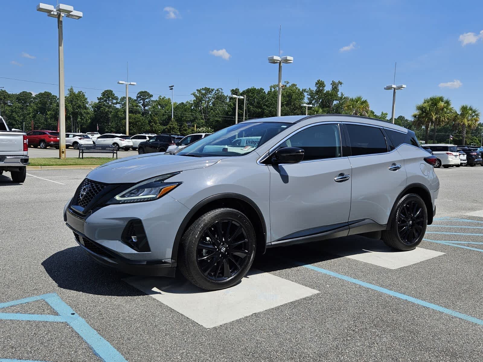 2024 Nissan Murano SV photo 2