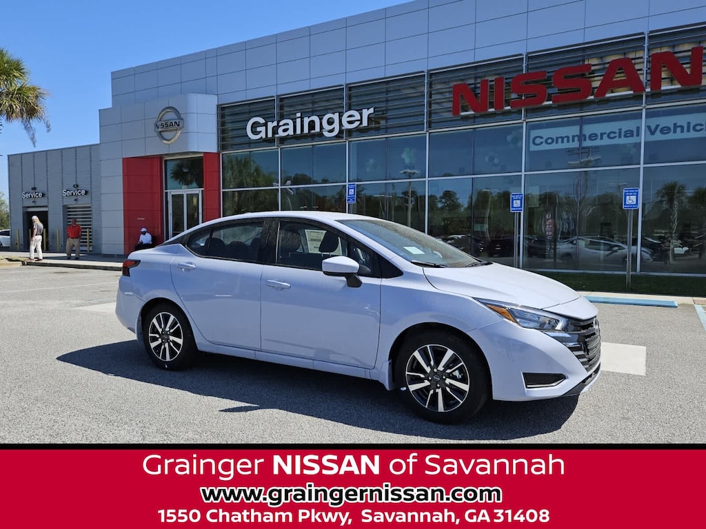 New 2025 Nissan Versa 1.6 SV Sedan