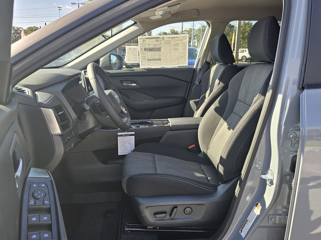 New 2026 Nissan Rogue SV SUV