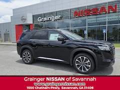 2026 Nissan Pathfinder Platinum SUV