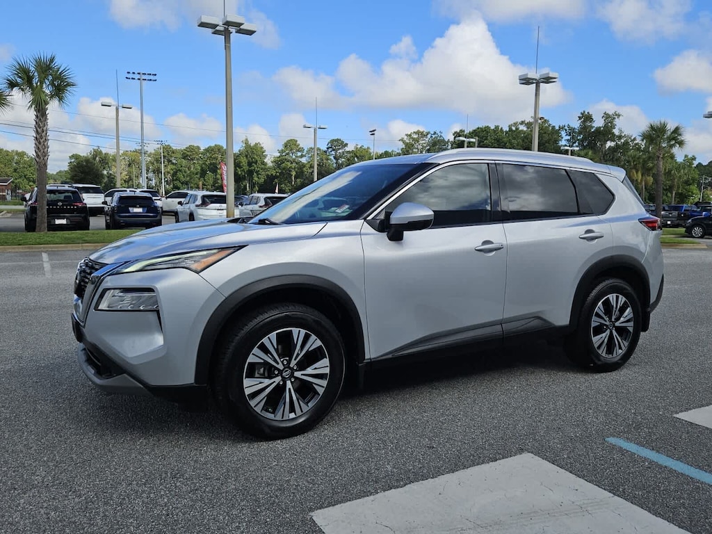 Used 2021 Nissan Rogue SV SUV