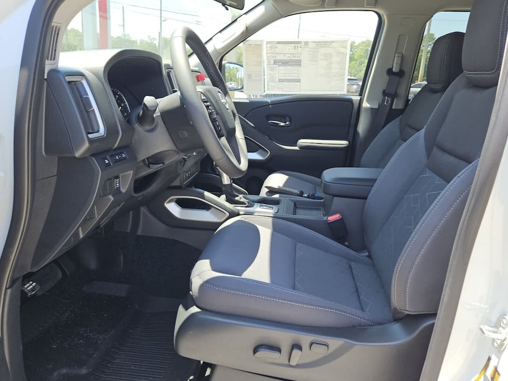 New 2026 Nissan Frontier SV Truck Crew Cab