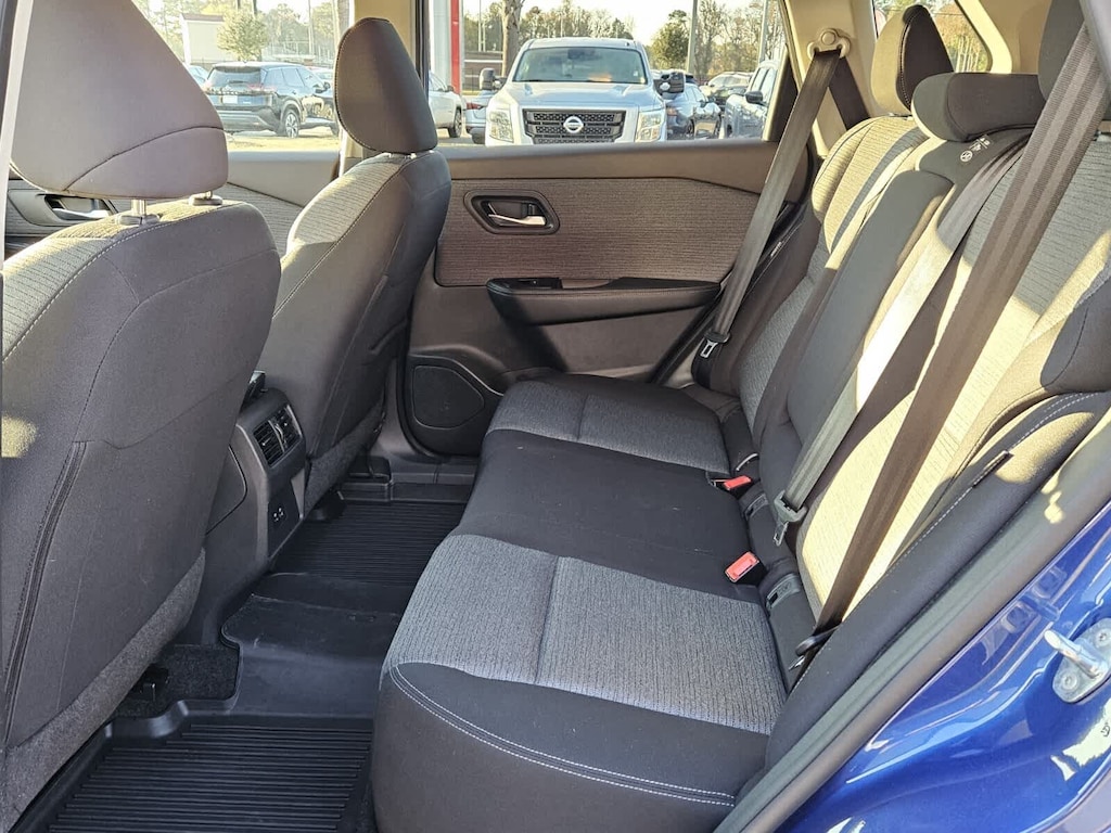 Used 2023 Nissan Rogue SV SUV