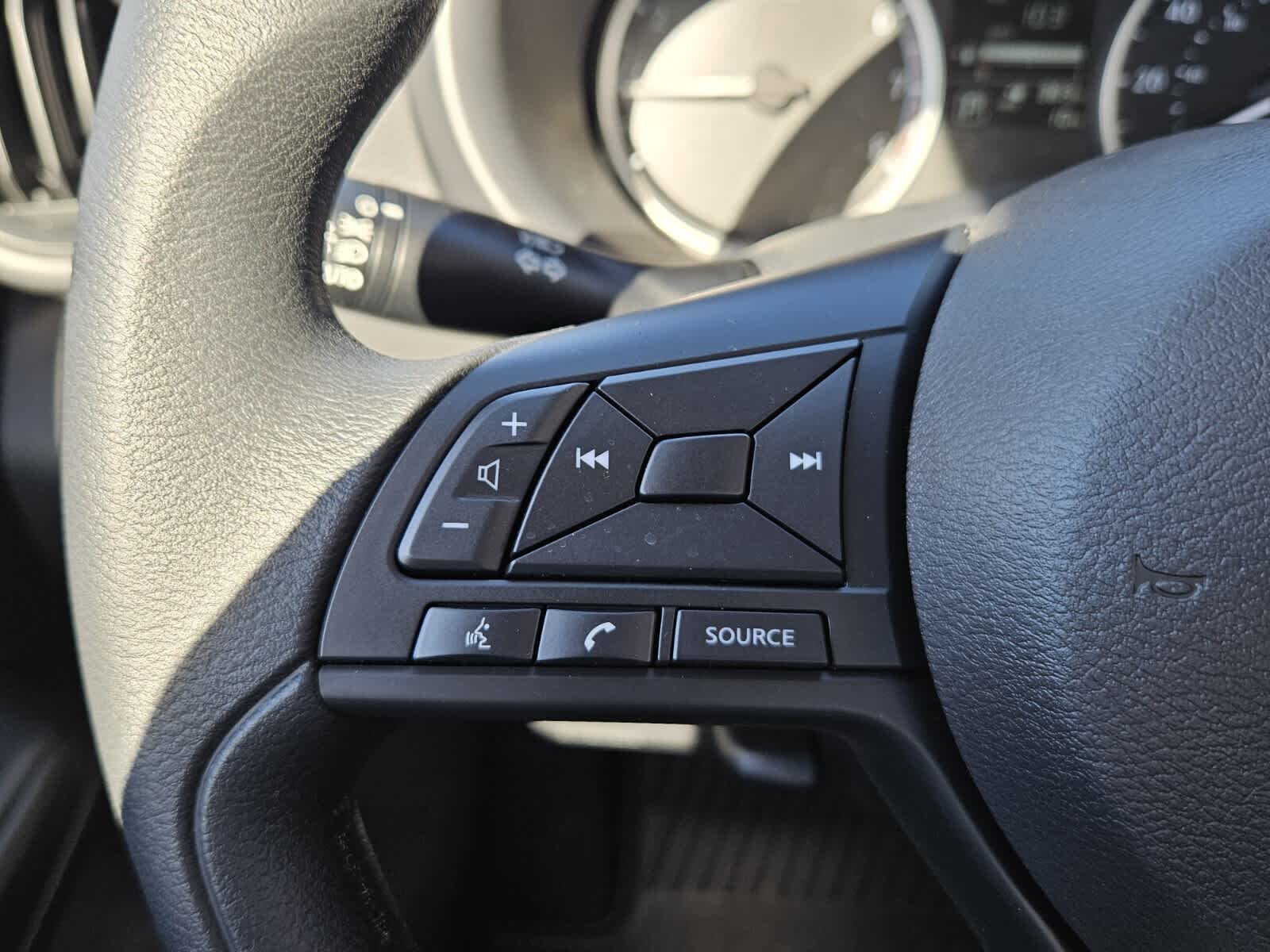 2025 Nissan KICKS PLAY Base - Photo 12