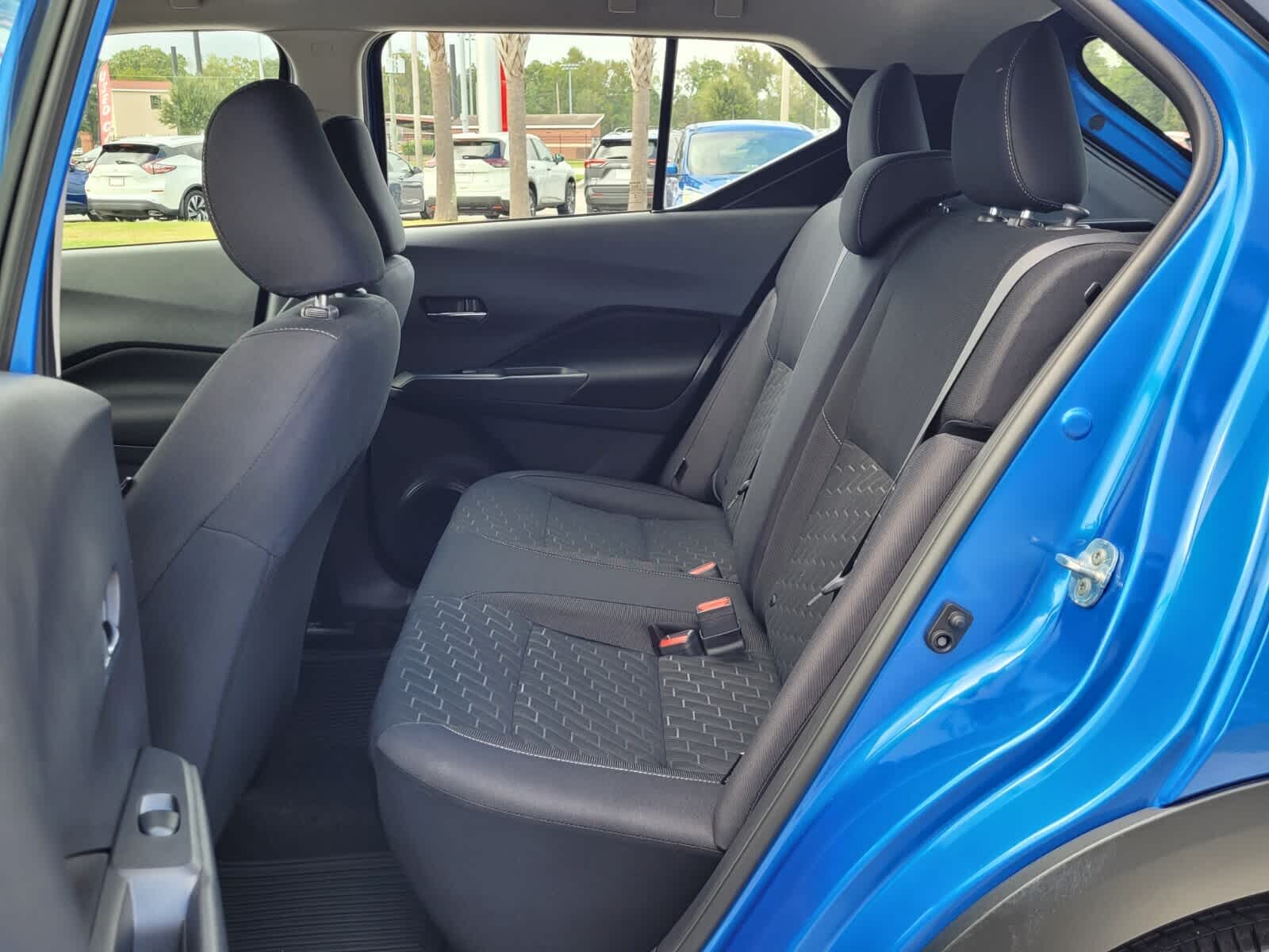 2023 Nissan Kicks SV photo 4