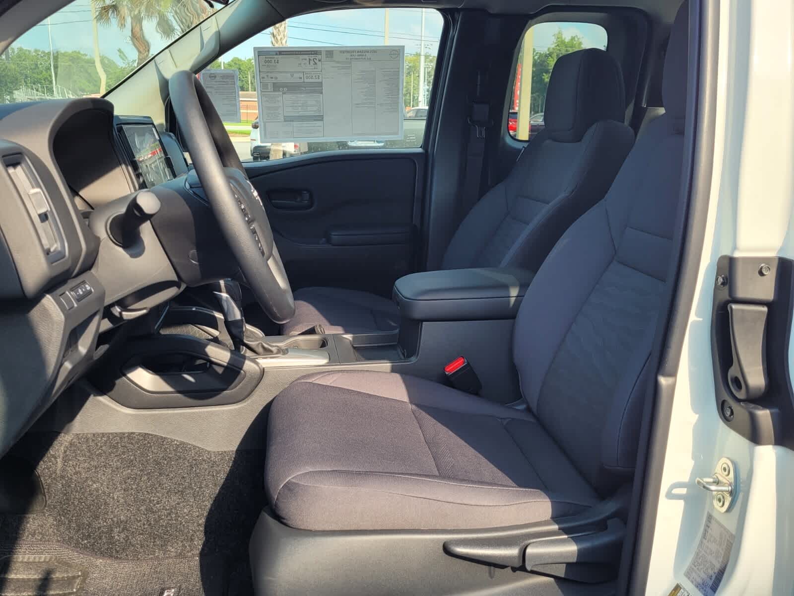 2025 Nissan Frontier S photo 3