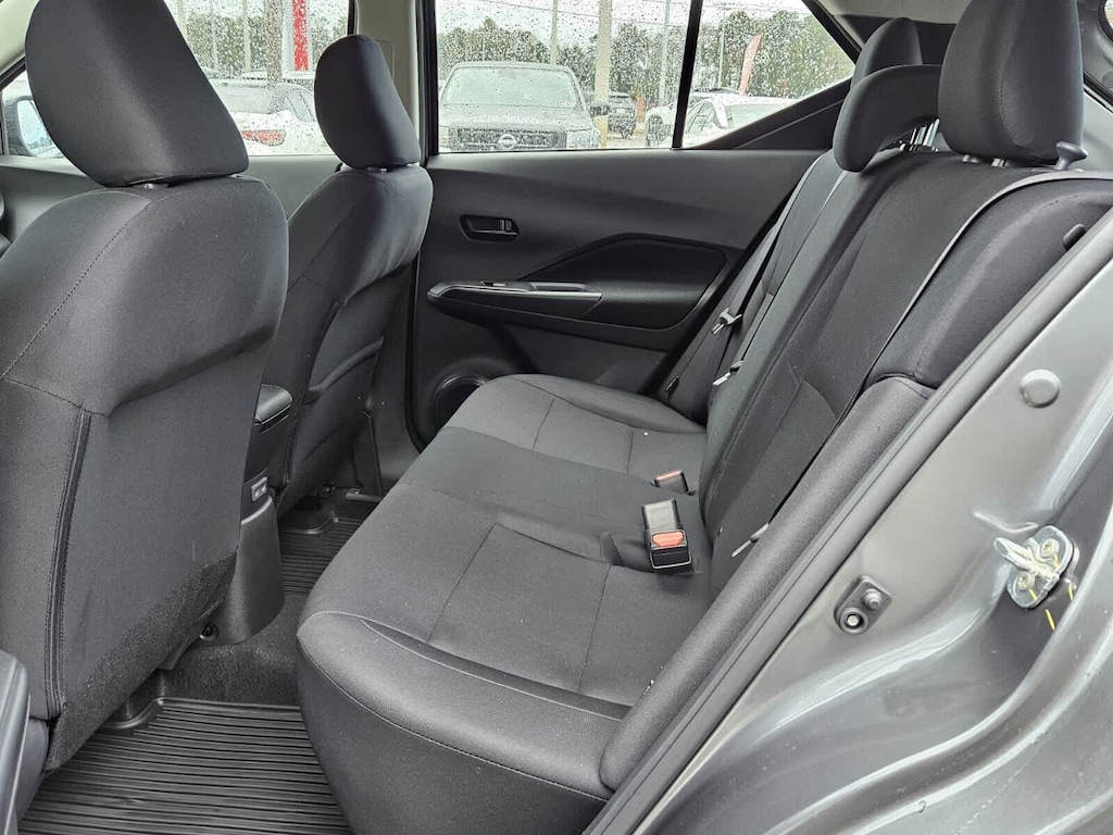 New 2025 Nissan Kicks Play S SUV