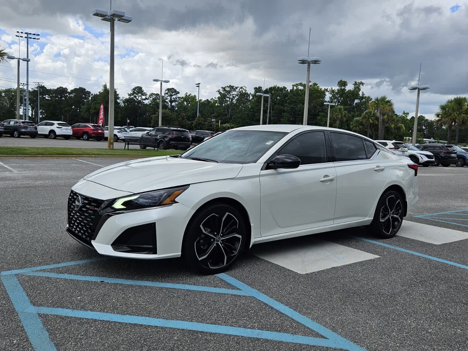 Used 2023 Nissan Altima SR with VIN 1N4BL4CW0PN350870 for sale in Savannah, GA