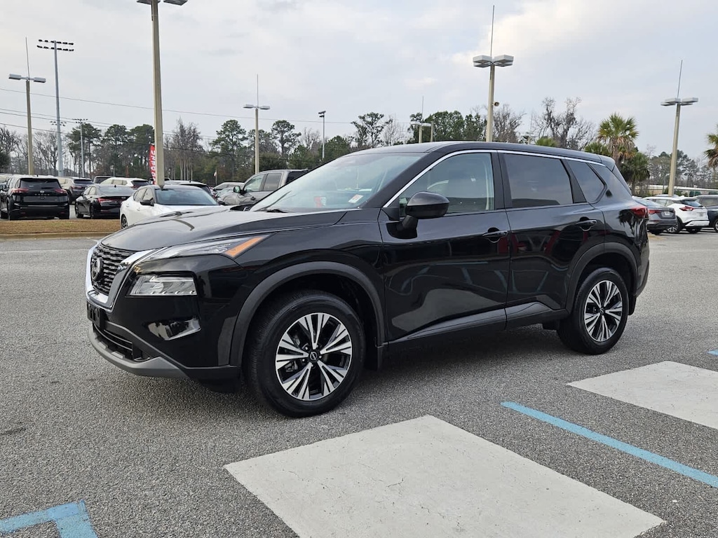 Used 2023 Nissan Rogue SV SUV