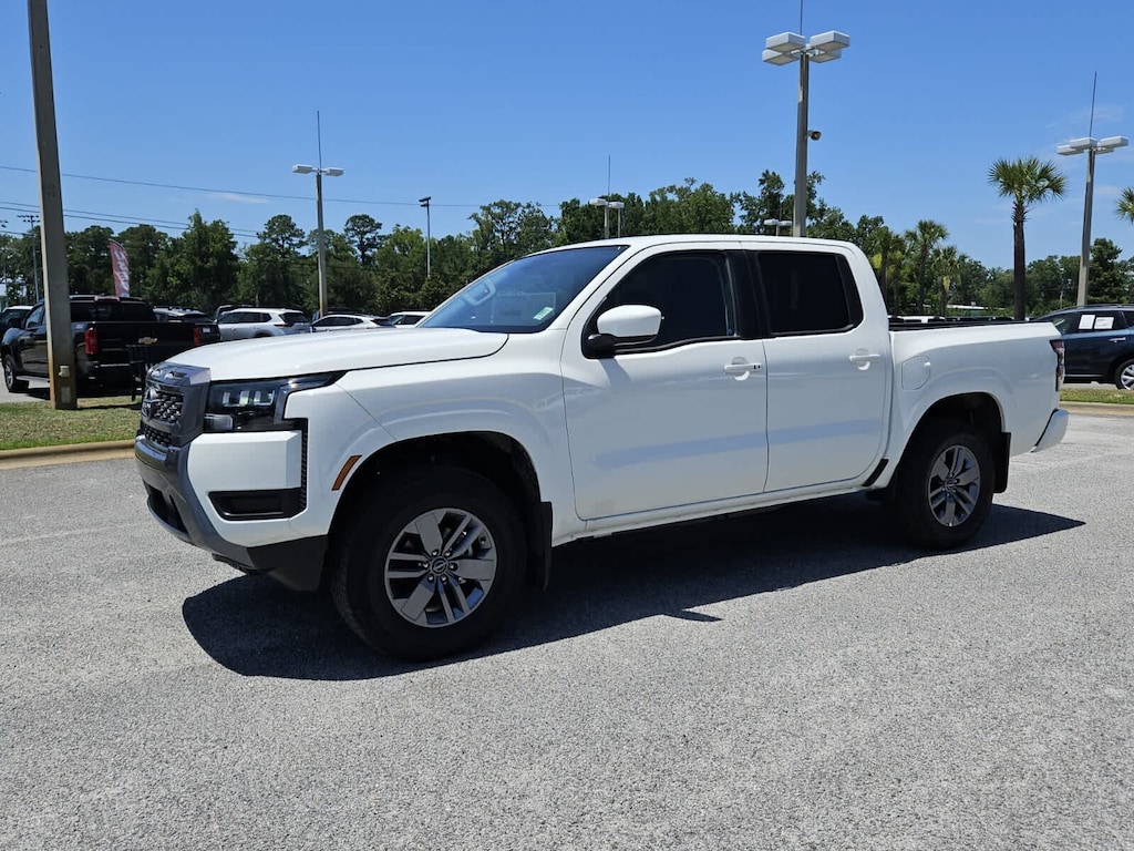 New 2026 Nissan Frontier SV Truck Crew Cab