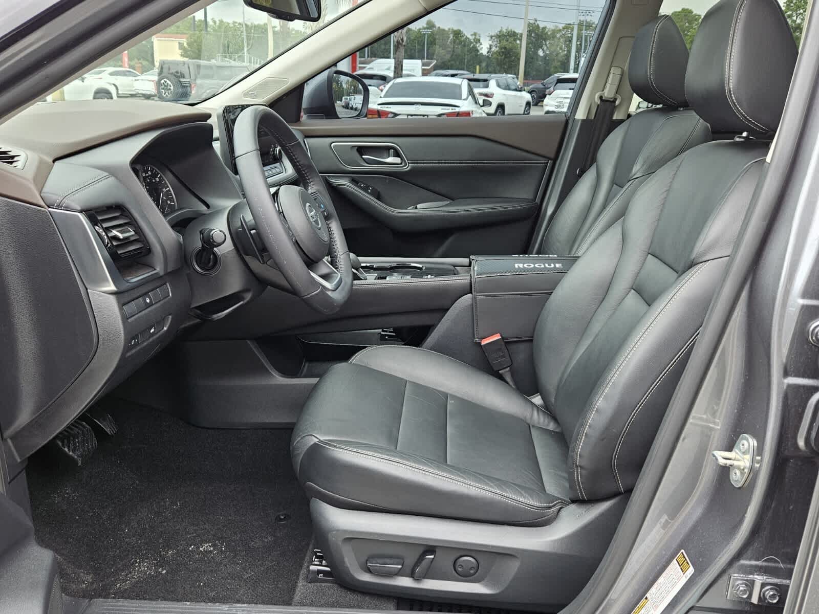 2021 Nissan Rogue SL photo 3