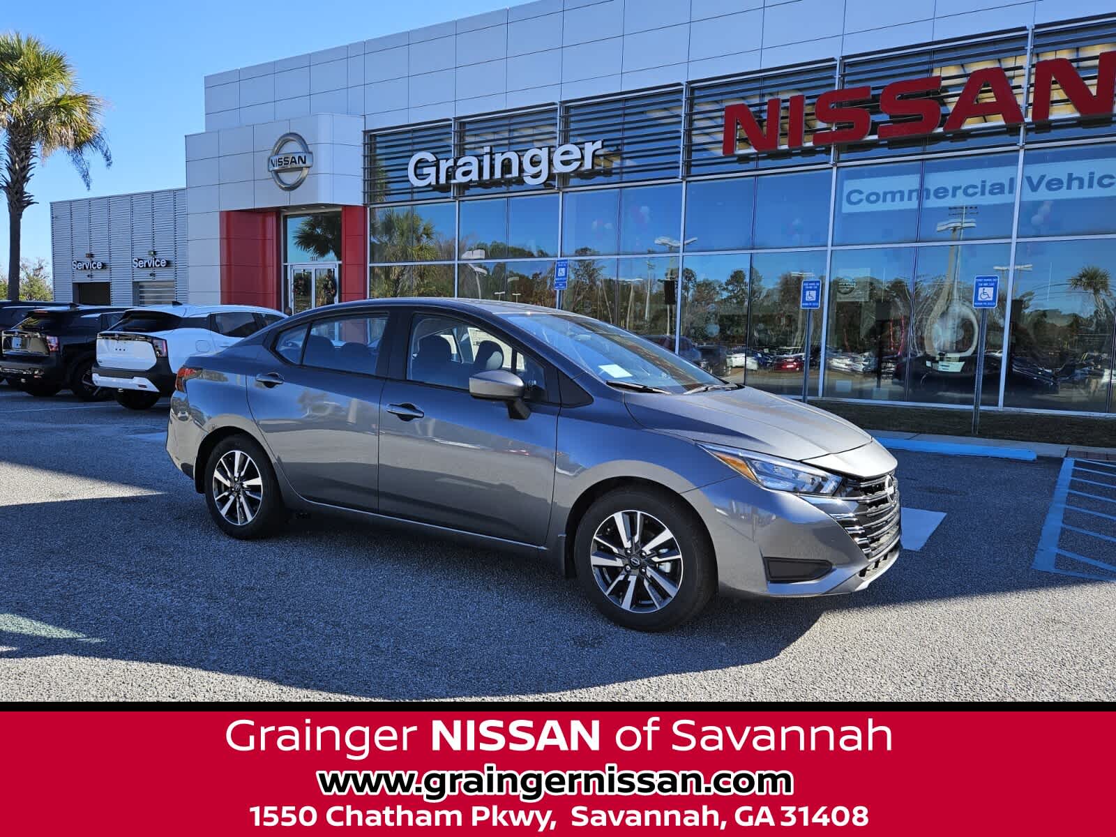 2025 Nissan Versa SV's photo