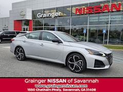 2025 Nissan Altima SR Sedan