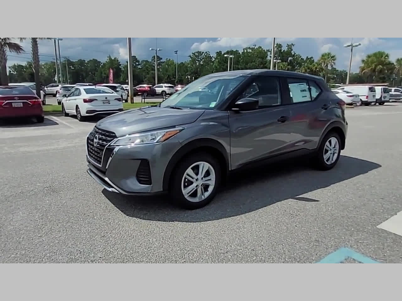 2025 Nissan KICKS PLAY Base - Photo 23