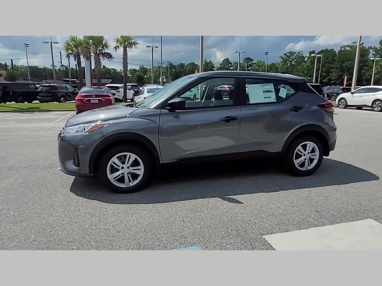 2025 Nissan KICKS PLAY Base - Photo 25