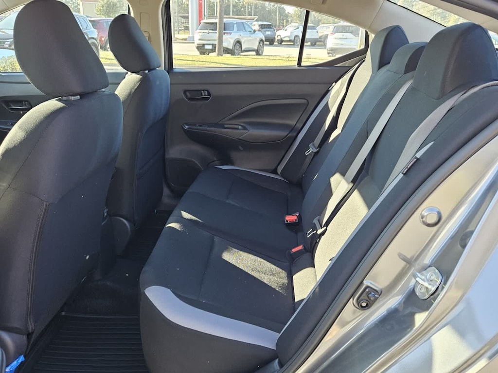 New 2025 Nissan Versa 1.6 S Sedan