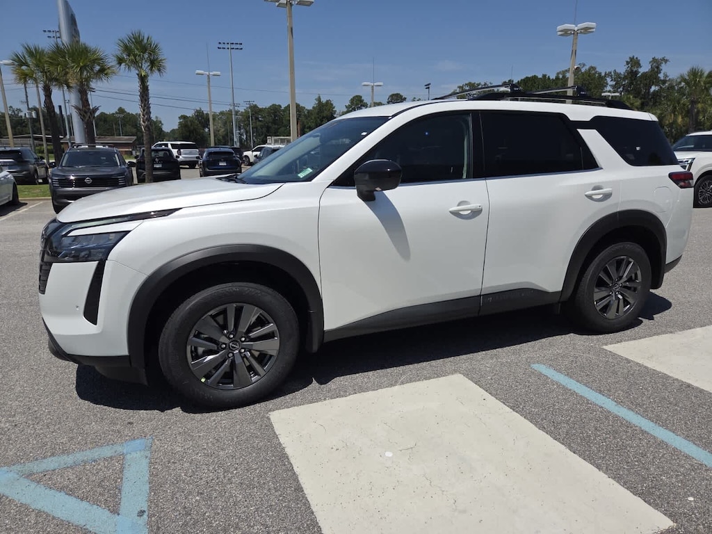 New 2026 Nissan Pathfinder SV SUV