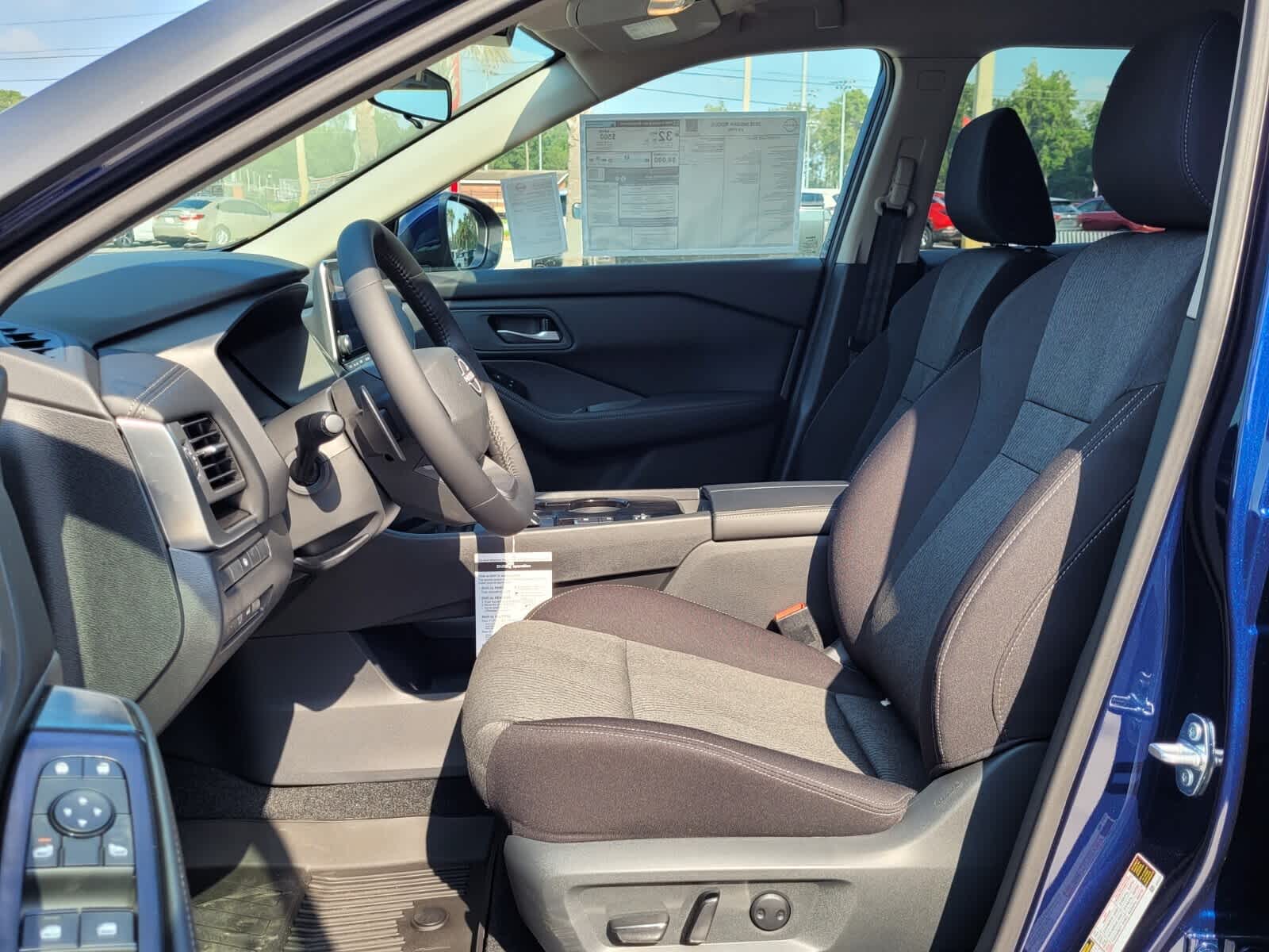 2026 Nissan Rogue SV photo 2