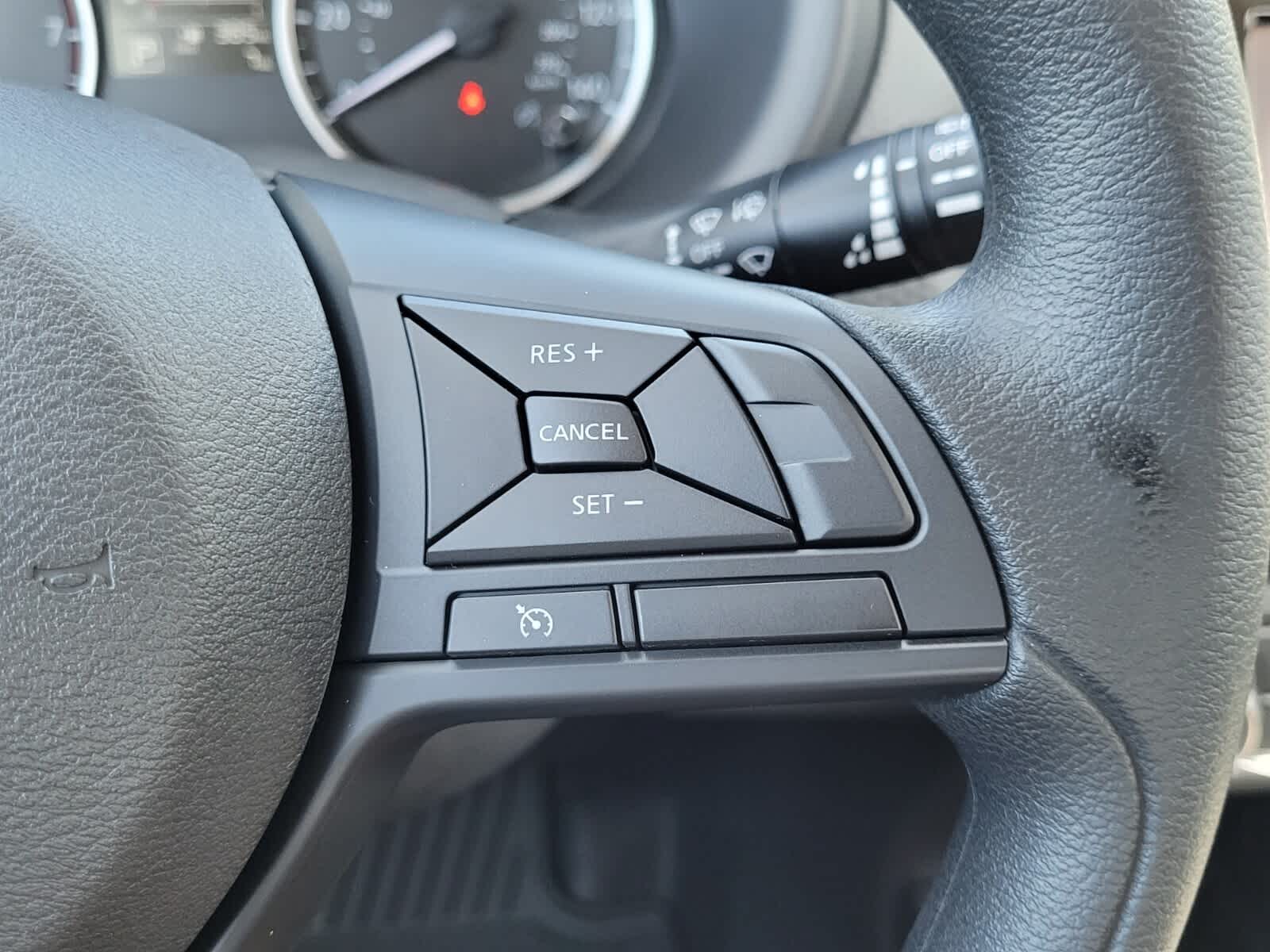 2025 Nissan KICKS PLAY Base - Photo 13