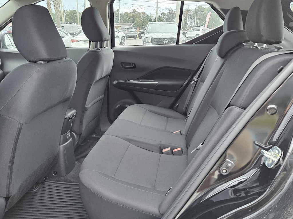 New 2025 Nissan Kicks Play S SUV