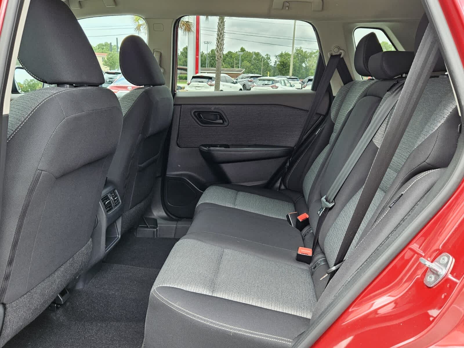 2021 Nissan Rogue S photo 4