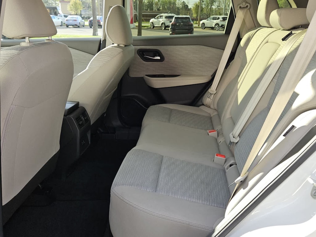 Used 2023 Nissan Rogue SV SUV