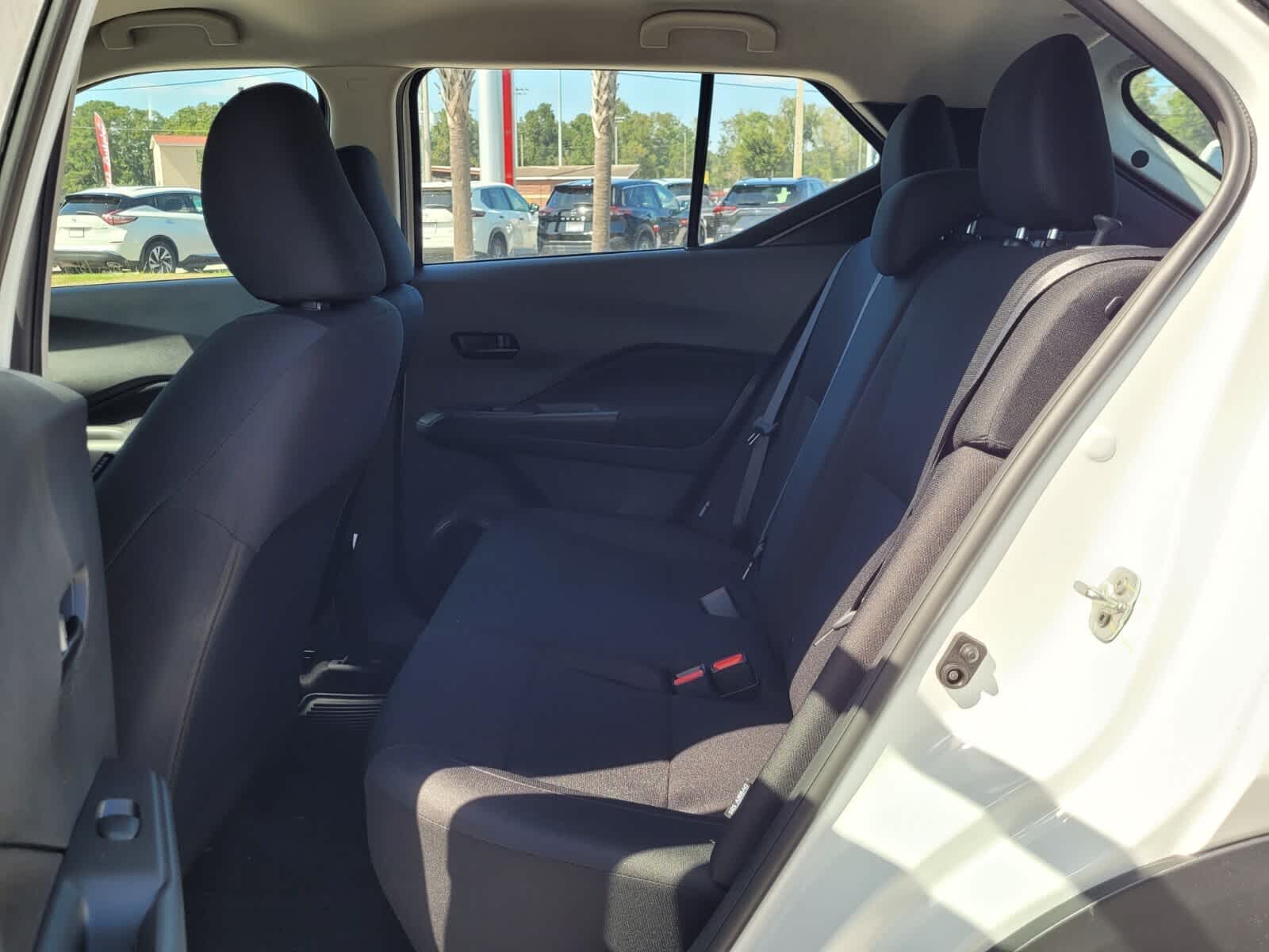 2025 Nissan KICKS PLAY Base - Photo 4