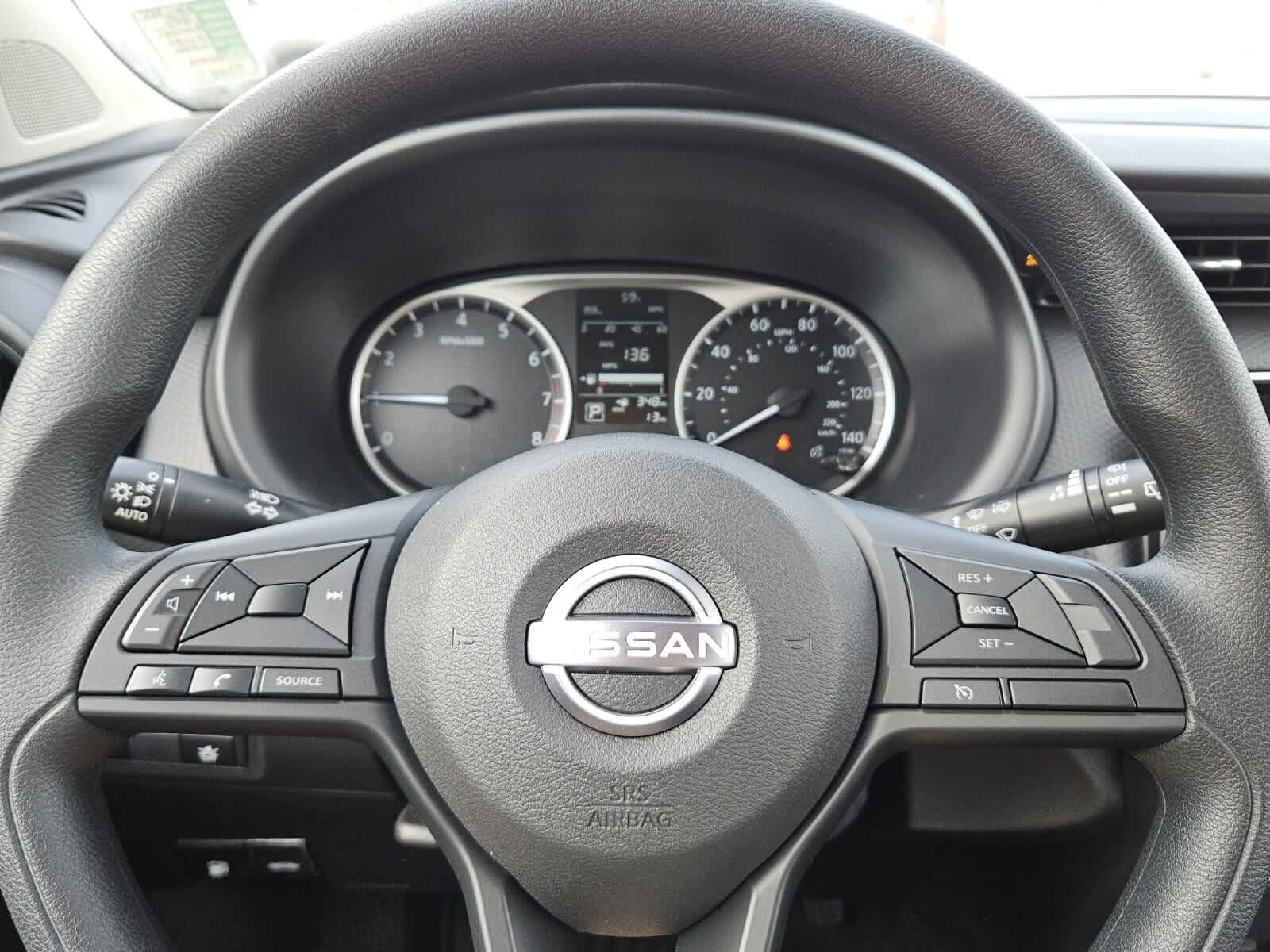 2025 Nissan KICKS PLAY Base - Photo 11