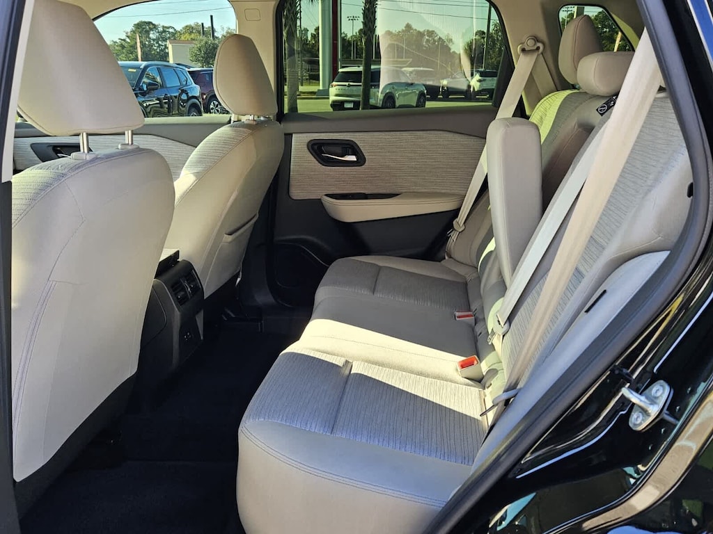 Used 2023 Nissan Rogue SV SUV