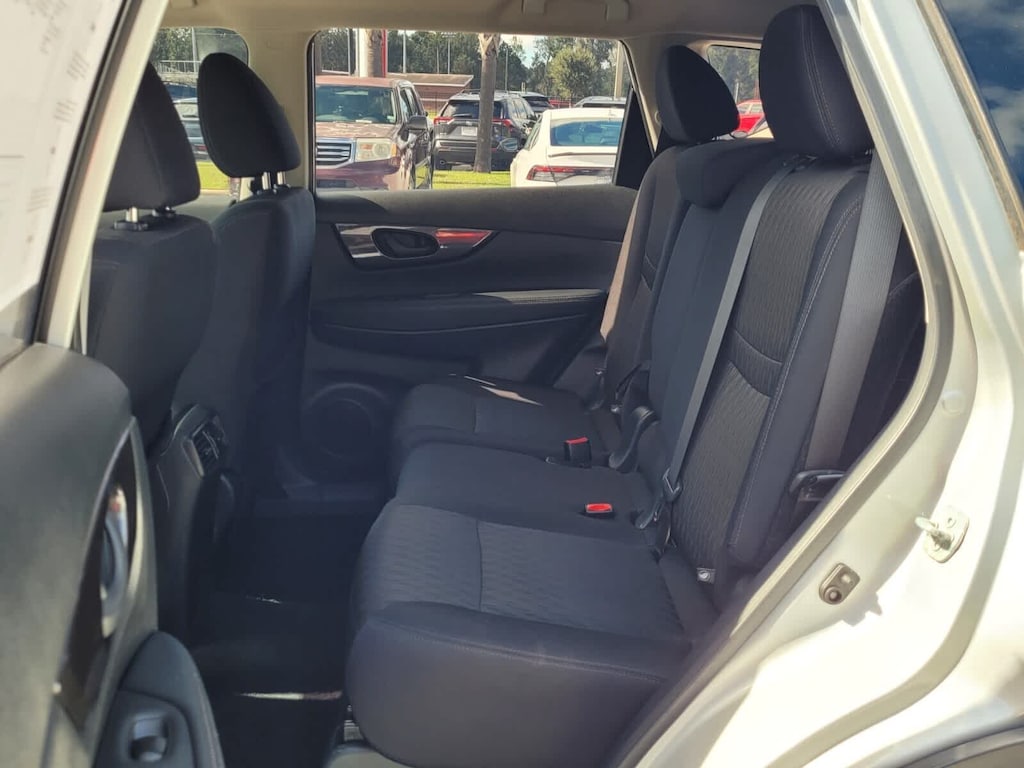 Used 2019 Nissan Rogue S SUV